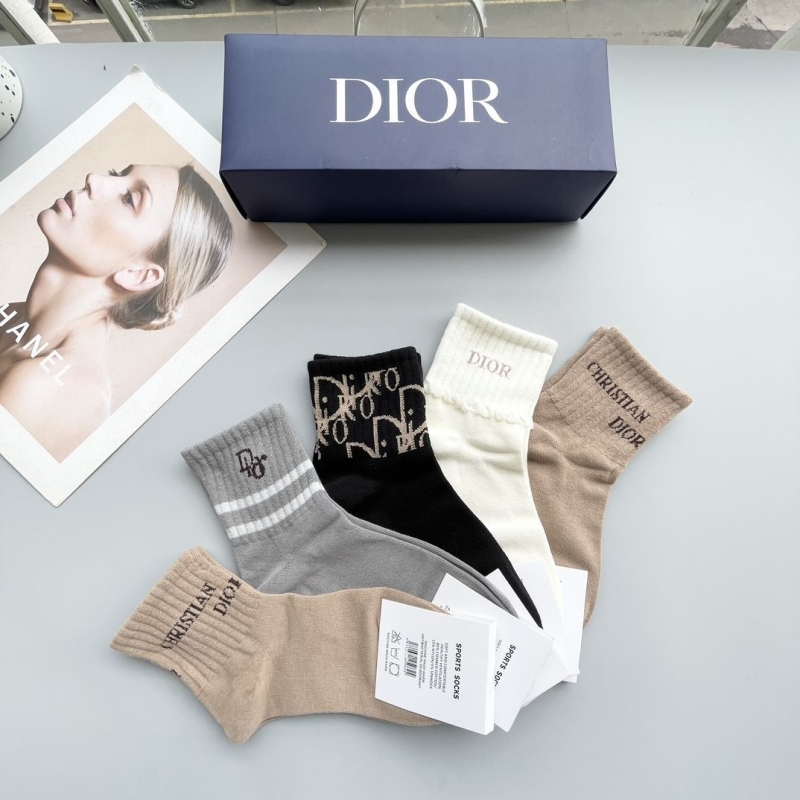 DIOR